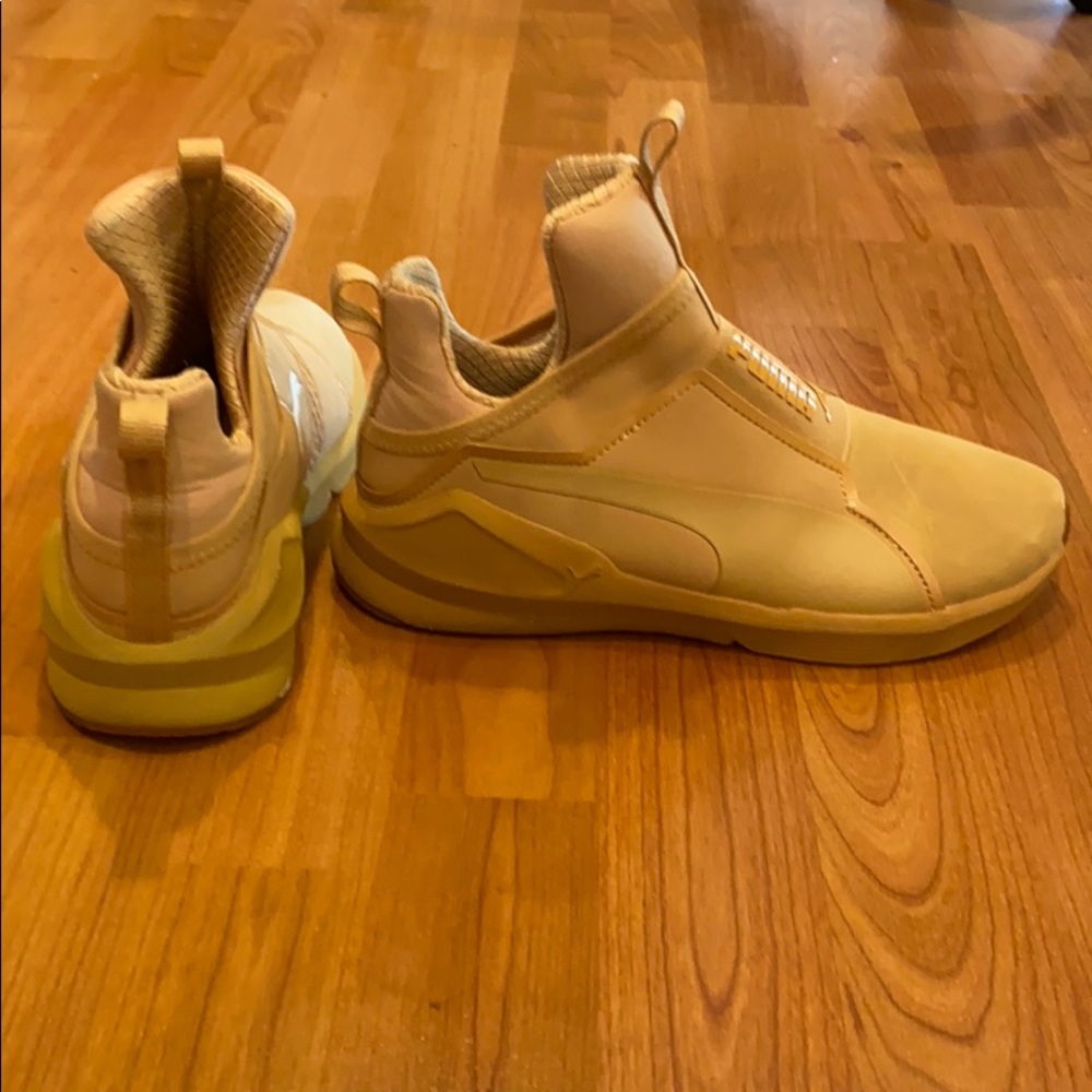 Puma sneakers - Picture 2 of 5